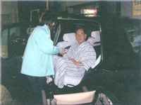 回転シートタイプの車両